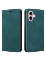 Калъф от еко кожа тип портмоне за Apple iPhone 16 - зелен