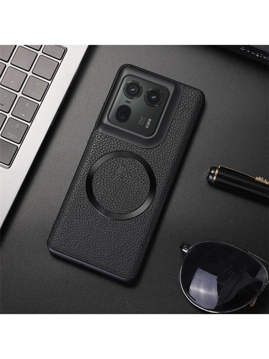Предпазен гръб от еко кожа съвместим с MagSafe за Motorola Moto X50 Ultra - черен