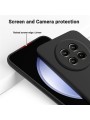Предпазен удароустойчив силиконов гръб с каишка за Realme 12 - черен